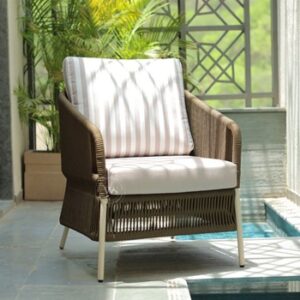 Outdoor chairs assembly