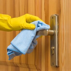 Door cleaning (upto 1)